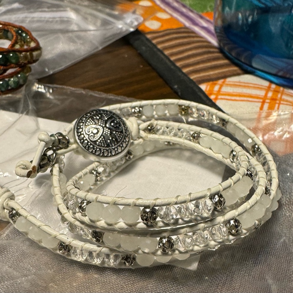 4pc. Bridal Party Bracelet’s lot of 4 white